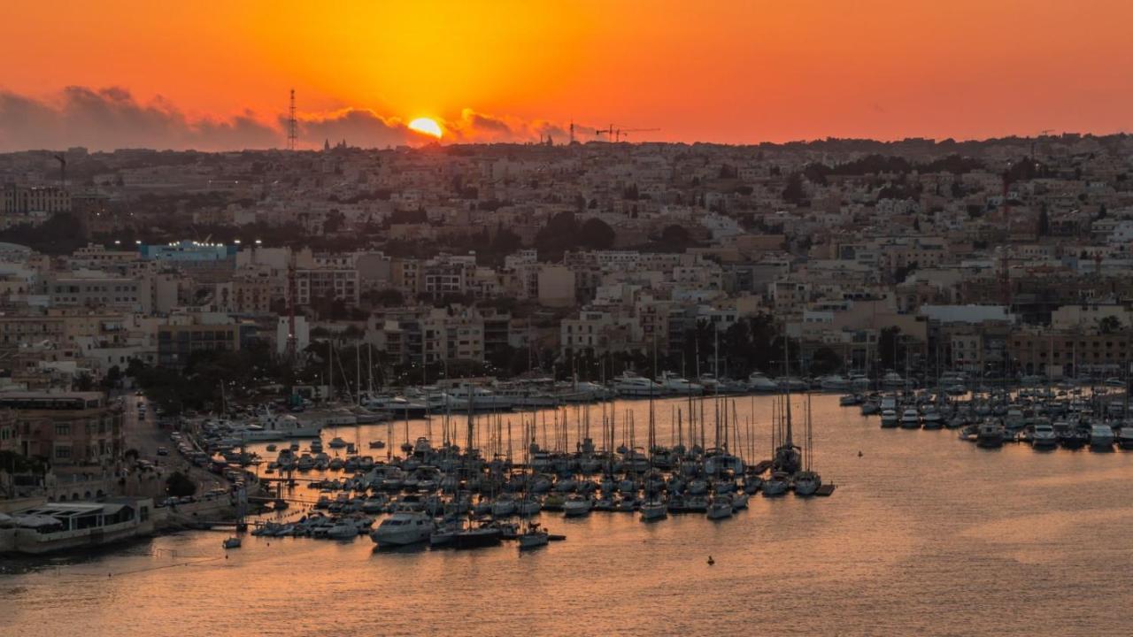Boutique Style - 2 Bedroom Apartment- Ta'Xbiex, Sliema Area Ta Xbiex Экстерьер фото